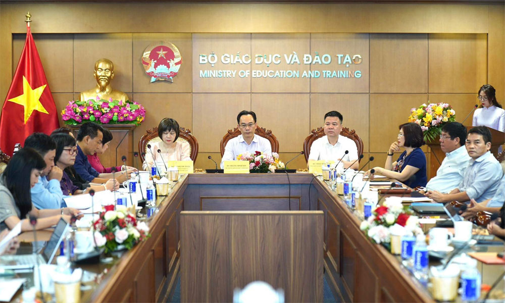 Quang cảnh họp báo.